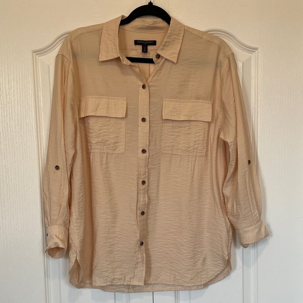 Cream Banana Republic Button-Up Shirt